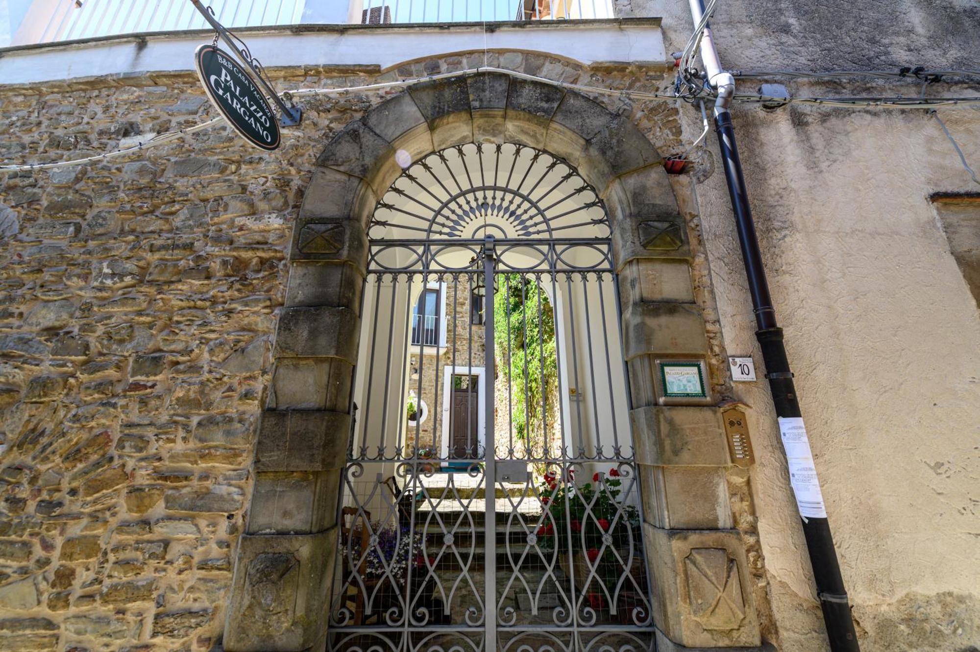 Palazzo Gargano Hotel Prignano Cilento Buitenkant foto